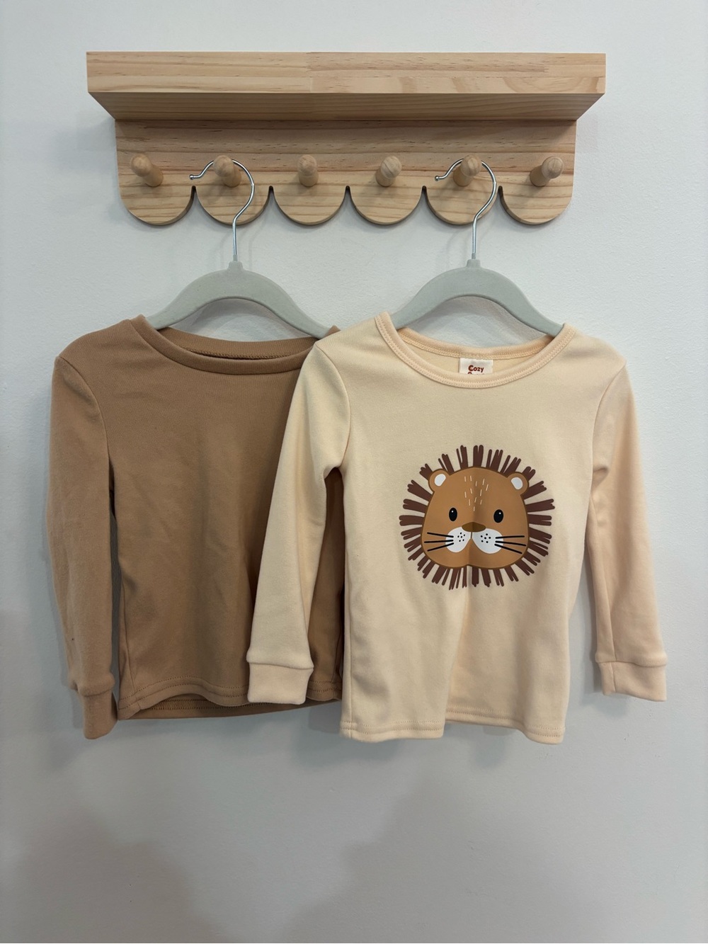 Kids Long-Sleeve Lion Graphic Tee Set - Cream & Brown